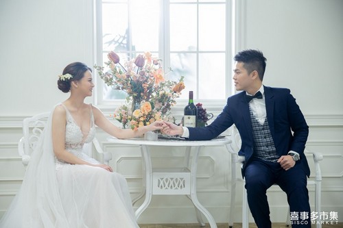 婚紗攝影,婚紗照,婚紗拍攝,拍婚紗,自助婚紗,拍婚紗價格,婚紗照價格